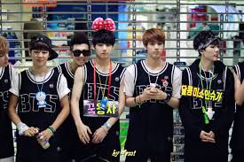 V taehyung bangtan 130727a p: 30 Rarely Seen Photos From Bts S First Ever Fan Events Koreaboo