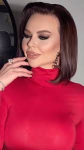 We wish to everyone, beautiful moments in Christmas time 🎄🎅🏻, Makeup  @manal.makeup , Hairstyle @nasseralbayariofficial , It’s the most wonderful  time in the year 🥰, #hairstyle #christmas #mood #makeup