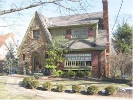 Oldhouses Com 1932 Tudor Revival Renovated To Perfection In Cincinnati Ohio Victorian Style Homes Fairytale House Tudor House