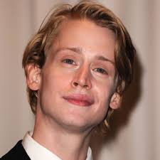 Kevin love news, gossip, photos of kevin love, biography, kevin love girlfriend list 2016. Drogengeruchte Jetzt Spricht Macaulay Culkin Kevin Allein Zu Haus Macau Schauspieler