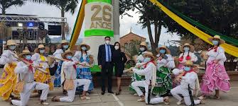 The principal town is located at 4°52'52 north and 74°28'10 west, in zone called western zone of the eastern mountains, which is characterized by sinuous mountains. Deslizamientos En Guayabetal Cundinamarca Crea Riesgos En Poblacion Rcn Radio