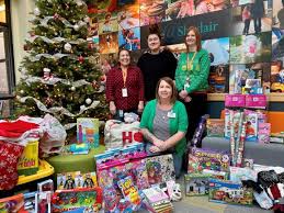 Maybe you would like to learn more about one of these? Helena Costco Making Christmas Bright For Kids And Their Families At Shodair Children S Miracle Network Hospitals