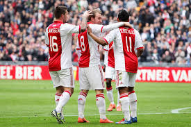 Ik denk niet dat ajax beter speelt dan vorig jaar. Theo Janssen Theo Janssen Photos Zimbio