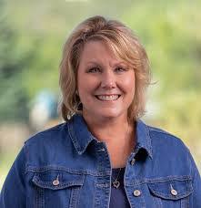 Kim Ivy's Instagram, Twitter & Facebook