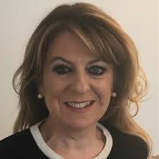 Elaine Teague's Instagram, Twitter & Facebook