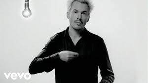 Florent pagny a osé un look que les internautes n'ont visiblement pas apprécié du tout. Florent Pagny Savoir Aimer Florent Pagny Chansons Francaises Jeune Chanteuse