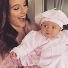 Coronation street star sally dynevor reveals sally and kevin exit was planned. Coronation Street Star Helen Flanagan Called A F G Idiot On Instagram For The Way She Feeds Her Baby Hull Live