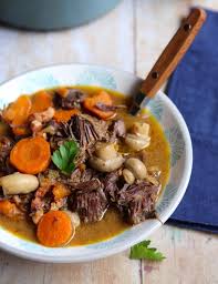 Joues De Boeuf Au Cognac Et Moutarde Recette Plats Mijotes Joue De Boeuf Recettes De Cuisine