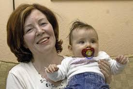 Des quadruplés à 65 ans en exclusivité médiatique