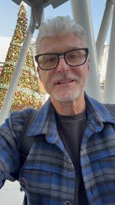 Thanks to Beto Duran. He introduced me, Jorge Brionnes & Michael Funches to  Fernando Valenzuela last year at Dodger Stadium. Always nervous meeting  someone as iconic as Fernando, but he was a