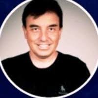 Tania Schreiber's Instagram, Twitter & Facebook