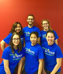 Libérer le potentiel : comment Parlons sciences a façonné la passion d'Ian  Dimopoulos pour l'éducation en milieu nordique