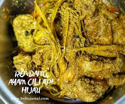 Ini kerana resepi ini menggunakan cili api hijau yang pasti akan menaikkan selera anda. Resepi Rendang Ayam Cili Api Hijau Ini Adalah Bellarina Natasya