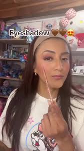 Expert Tips for Perfect Eyeshadow Application