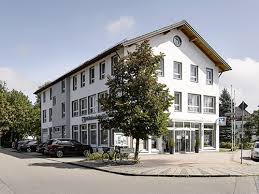 Laden, büro, wohnung 3 x bestlage in bruckmühl, laden 85 m² zzgl. Volksbank Raiffeisenbank In Bruckmuhl