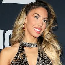 Ashley Brook's Instagram, Twitter & Facebook