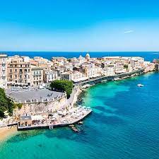 The italian national tourist board. Catania Sizilien Italien De