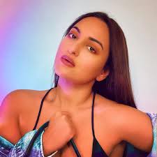 Sonakshi Sinha Hot Images,
