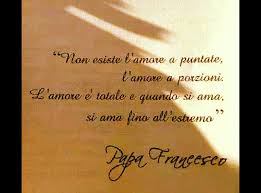 Il giorno del matrimonio è il giorno in cui una coppia dichiara al mondo il suo amore e l'intenzione di restare insieme per tutta la vita. Pin Di Patty Castro Su Quotes Citazioni Divine Frasi D Amore Citazioni Sagge