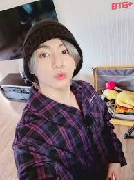 Discover short videos related to run bts on tiktok. Jungkook Bts Jk Bts Jk Bts Jungkook Run Bts Golden Maknae Bangtan Sonyeondan Hd Mobile Wallpaper Peakpx