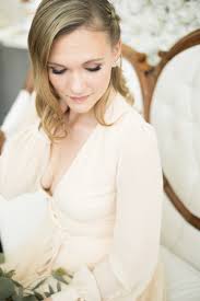 ROMANTIC + INTIMATE WINTER ELOPEMENT STYLED SHOOT