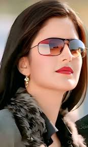 She looks even more beautiful! Good Morning, CoP! ❤️