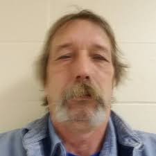 Giov Sencio Email & Phone Number