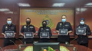 We are one of the car registration agency and dealer that focus on jpj car number plate registration. Raj Number Plate Series Nets Jpj Rm3 5m Beats Kfc Solar Cars News