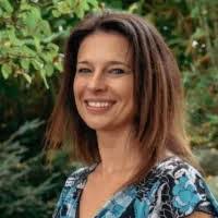 Avery Flood's Instagram, Twitter & Facebook