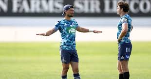 Listen to otere otere | soundcloud is an audio platform that lets you listen to what you love and share the 2 followers. Beauden And I Have Got A Really Good Combination Blues Playmaker Otere Black Responds To Liability Claims Of Barrett Rugby Addict