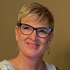 Jennifer Pfeffer's Instagram, Twitter & Facebook