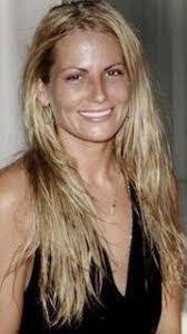 Melodie Simon's Instagram, Twitter & Facebook