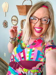 Christmas is approaching..start your days of shopping the right way  🤣🎅🏻☕️