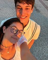 Jacquelyn Parker's Instagram, Twitter & Facebook