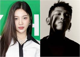 A pilot, despite being advised not to, bonds with a princess when he is tasked with escorting the royal subject overseas and across enemy territory to reunite her with her future husband. Ocobi79pnlcd0m