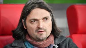 Den stiel einer pfanne pfannenstiel (zürich). Fortuna Dusseldorf Lutz Pfannenstiel Scheidet Am Saisonende Aus Kicker