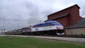 São 70 profissionais trabalhando diuturnamente na desinfecção. Metra S New Illinois Locomotive On Maiden Trip In 4k Youtube
