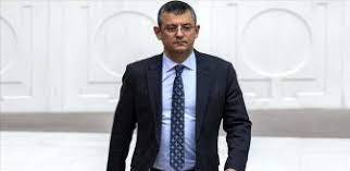 16 nisan öncesi referandum hakkında söylediği sözlerle gündem olan özgür özel aslen nerelidir ve kaç baba 2 yıl önce şikayet et. Ozgur Ozel Kimdir Ozgur Ozel Nereli Ozgur Ozel In Meslegi Ne Ozgur Ozel Kac Yasinda Haberler Haberler Com