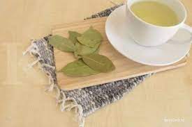 Mengobati masalah kulit manfaat air rebusan pare selanjutnya adalah untuk mengobati berbagai masalah kulit seperti kurap, kudis dan psoriasis. Air Rebusan Daun Salam Bisa Menurunkan Tekanan Darah Tinggi Benarkah