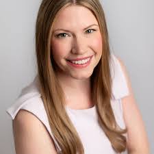 Pamela Pine's Instagram, Twitter & Facebook