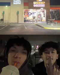 only one credit at the end cause I did this sh*t by myself.