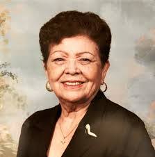 Silvia Chapa's Instagram, Twitter & Facebook