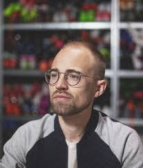 Jay Mike's Instagram, Twitter & Facebook