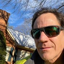 Bob Robillard's Instagram, Twitter & Facebook