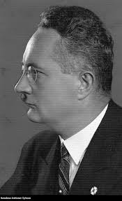 Alfred Wallner's Instagram, Twitter & Facebook