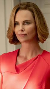 Charlize Theron in "Long Shot" sieht aus wie Jan Levinson : r/DunderMifflin