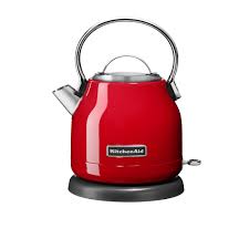 The variable temperature control allows you to select the exact temperature you desire (from 50c to 100c) and the dual wall construction provides insulation to help keep the water temperature hotter, longer while keeping the outside of the. Kitchenaid Artisan Kek1222 Kettle 1 25l Red Kitchen Warehouse