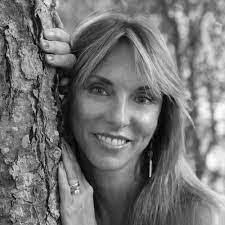 Trudi Richardson's Instagram, Twitter & Facebook