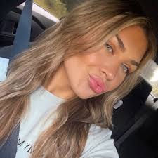 meredith pryor (@meredithp19)