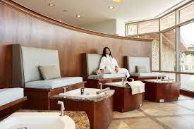 10 Top Spas Wellness Centers In The South Best Day Spa Spa Retreat Vacation Hotel